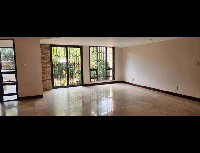 3 BEDROOM PROPERTY TO RENT IN BEDFORD GARDENS